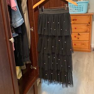 Elegant skirt lace and pearls